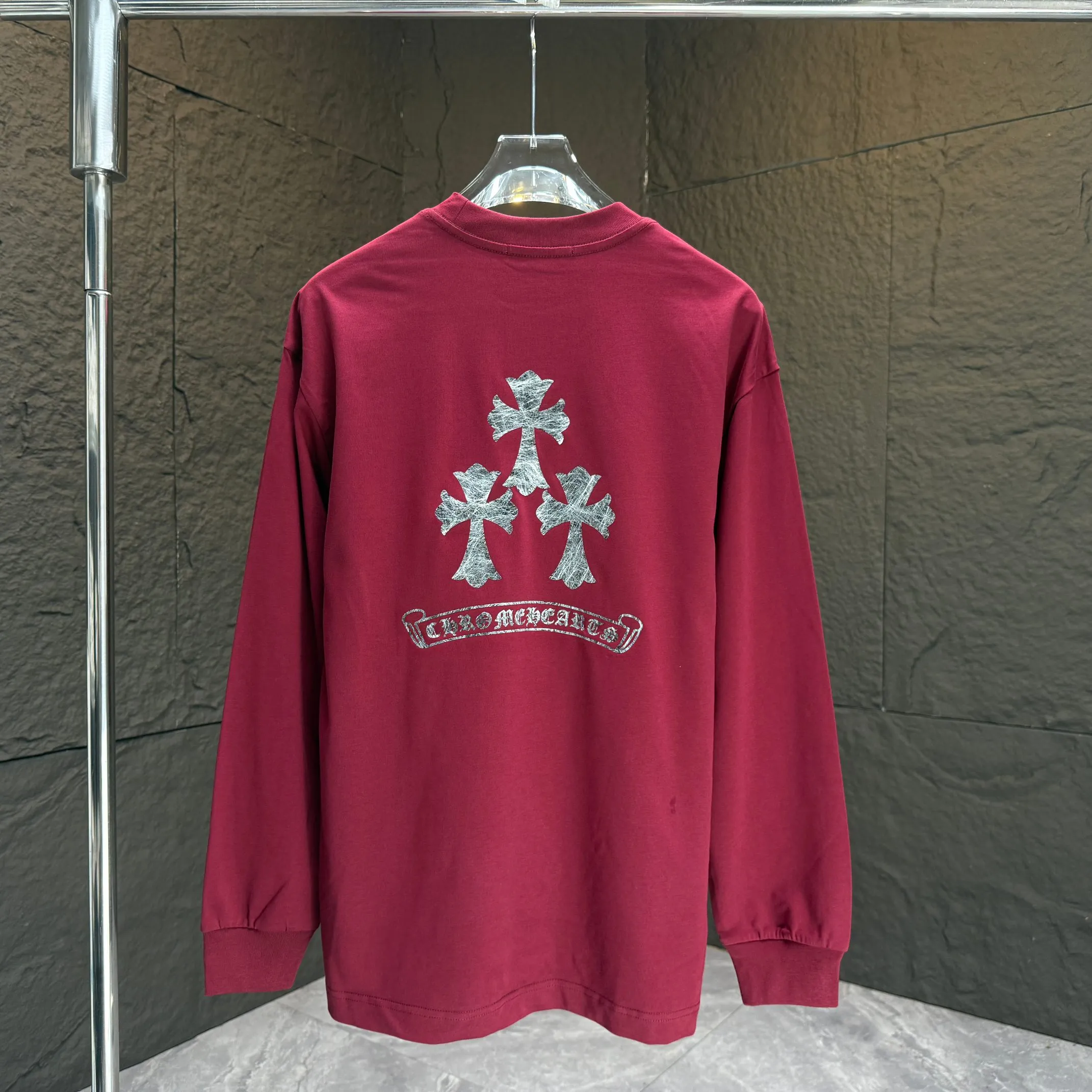 🅿️230 CH* Crow Heart* 2025 autumn and winter new thick long-sleeved T-shirt 320g pure cotton Sanskrit cross logo silver thread Color: Black White Angora Red Size: S M L XL